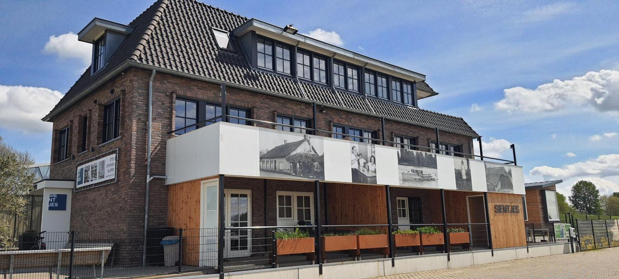 Sientjes Herberg Kerkdriel Exterior foto